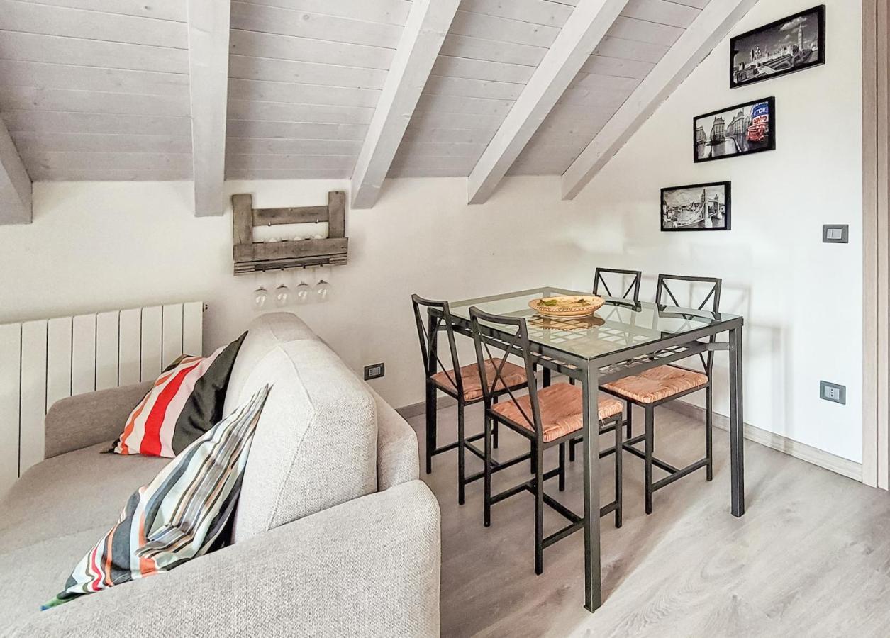 Апартаменти A Casa Di Oscar Дейва-Марина Екстер'єр фото